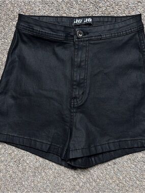 Vintage Y2K Black Metallic High Waisted Shorts Rave Goth